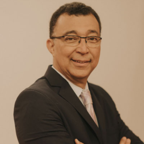 James Pinheiro